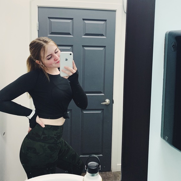 Meet your Posher, Emma - Picture 1 of 6